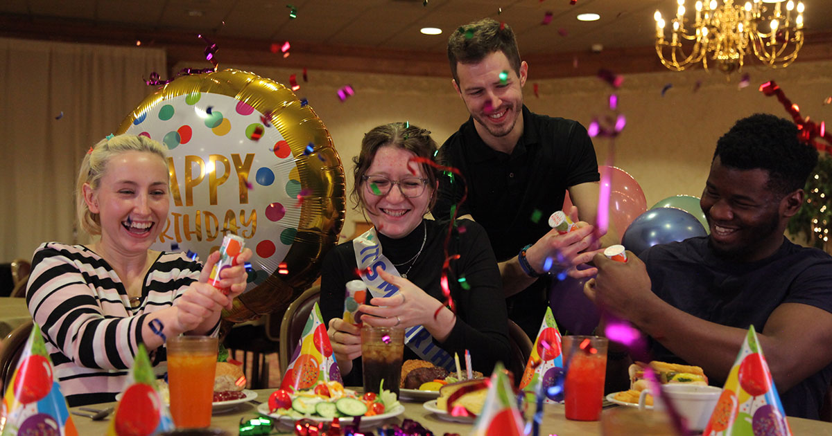 Shady Maple visitors enjoying a free birthday meal